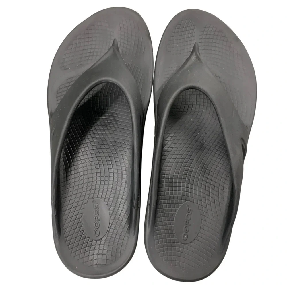 OOFOS Men’s Black Recovery Sandals‎ – Size 14 (EU 47)